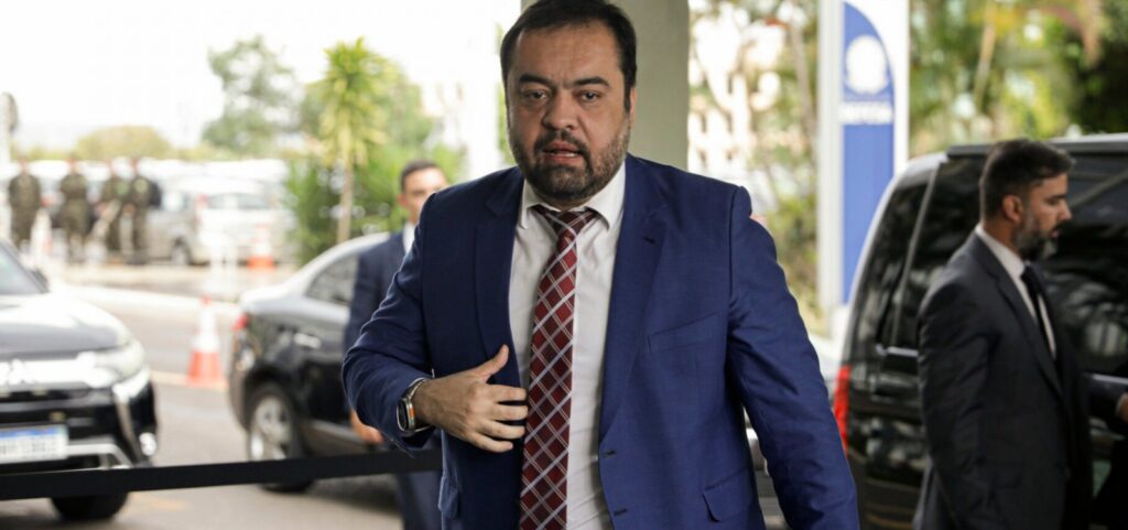 TSE condena Cláudio Castro e torna ex-governador inelegível por oito anos