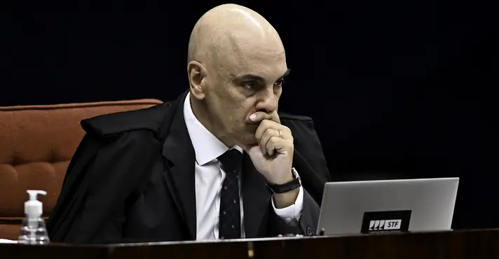 Governo Lula atualiza Moraes sobre extradição de Ramagem