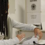 Justiça Eleitoral procura brasileiros para o serviço de mesário; saiba como participar