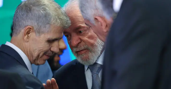 Empresa de pesquisa que dá maior vantagem a Lula tem contrato com o governo