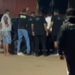 Integrante de banda de arrocha sofre descarga elétrica em show na Bahia