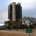 Mercado vê inflação e juros maiores em 2026
