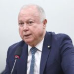 6×1: Após assinar emenda, Azi se defende e acusa PT de espalhar fake news