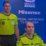 Monitor da Fifa pede afastamento de árbitro do VAR após gesto supremacista na Copa do Mundo