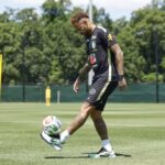 Com lesão em plena Copa do Mundo, Neymar completa um mês sem jogar