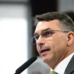 Flávio sobre tarifas dos EUA: ‘Lula não move uma palha’
