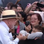 Lula debocha de Neymar e chama atleta de jogador home office