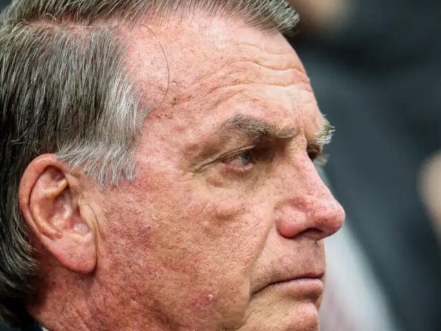 Prisão domiciliar de Bolsonaro termina nesta semana