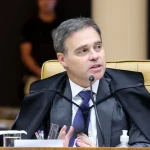 Mendonça diz que abertura integral de celular de Vorcaro poderia tumultuar julgamento