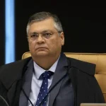 Dino deve devolver relatório sobre Moraes a julgamento após 2º turno, dizem aliados
