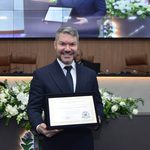 Atuante na medicina estética e integrativa, Octavio Guarçoni agora é cidadão feirense