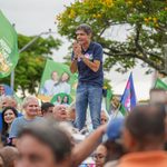 Feira de Santana é tomada por multidão em caminhada de ACM Neto, Coronel e Zé Ronaldo