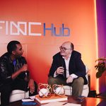 Inteligência artificial amplia produtividade, mas pensamento crítico e empatia continuam insubstituíveis