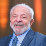 Lula confirma ida ao debate da Band e “espera que Flávio vá”